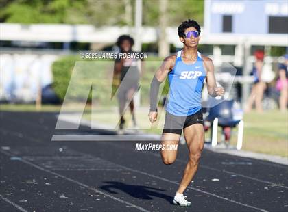 Thumbnail 3 in Stanton Invitational (400m) photogallery.