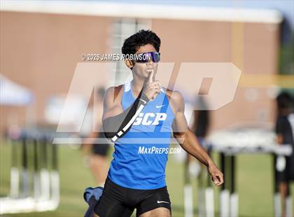 Thumbnail 3 in Stanton Invitational (400m) photogallery.