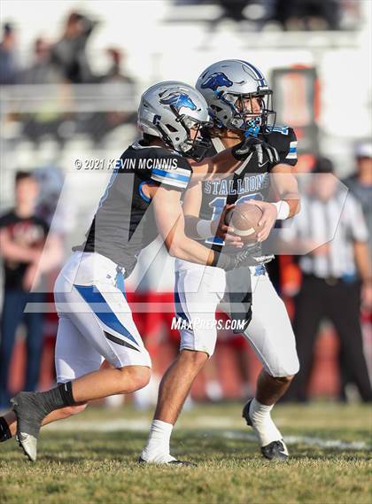 Thumbnail 3 in East vs. Stansbury photogallery.