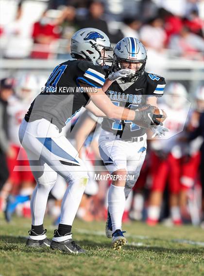 Thumbnail 2 in East vs. Stansbury photogallery.