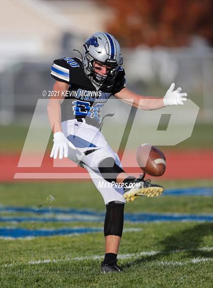 Thumbnail 2 in East vs. Stansbury photogallery.