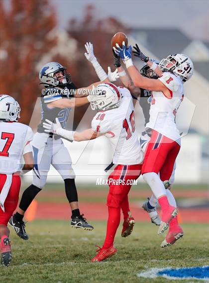 Thumbnail 1 in East vs. Stansbury photogallery.