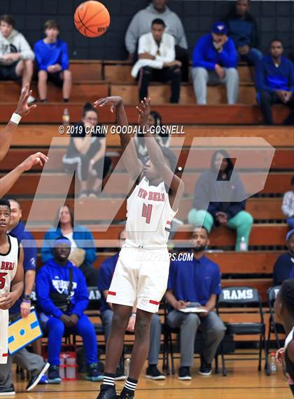 Thumbnail 3 in West Craven vs. New Bern (Craven County Holiday Hoops Tournament) photogallery.