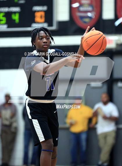Thumbnail 3 in West Craven vs. New Bern (Craven County Holiday Hoops Tournament) photogallery.