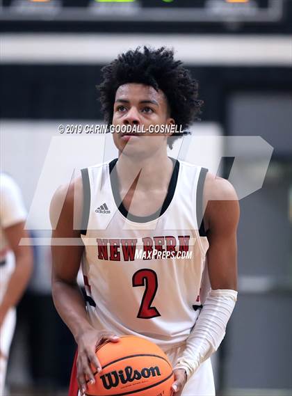 Thumbnail 2 in West Craven vs. New Bern (Craven County Holiday Hoops Tournament) photogallery.