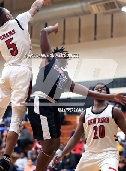 Thumbnail 3 in West Craven vs. New Bern (Craven County Holiday Hoops Tournament) photogallery.