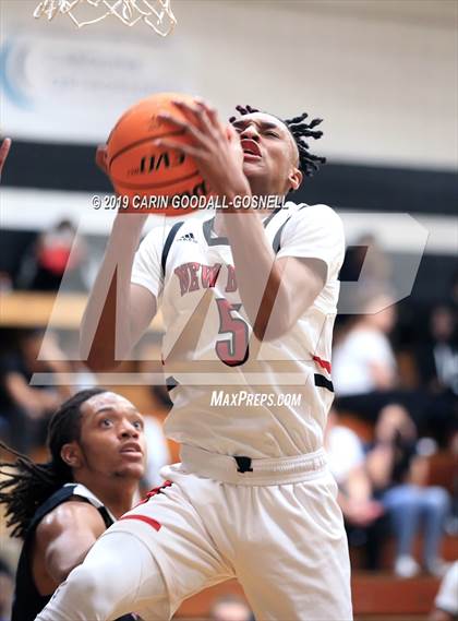 Thumbnail 2 in West Craven vs. New Bern (Craven County Holiday Hoops Tournament) photogallery.