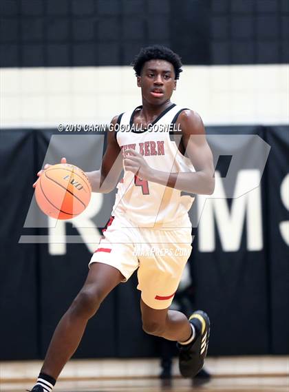 Thumbnail 3 in West Craven vs. New Bern (Craven County Holiday Hoops Tournament) photogallery.