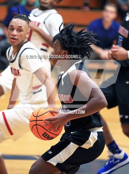 Thumbnail 1 in West Craven vs. New Bern (Craven County Holiday Hoops Tournament) photogallery.