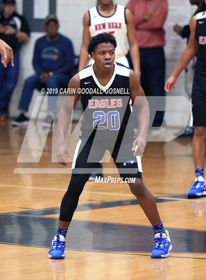 Thumbnail 3 in West Craven vs. New Bern (Craven County Holiday Hoops Tournament) photogallery.