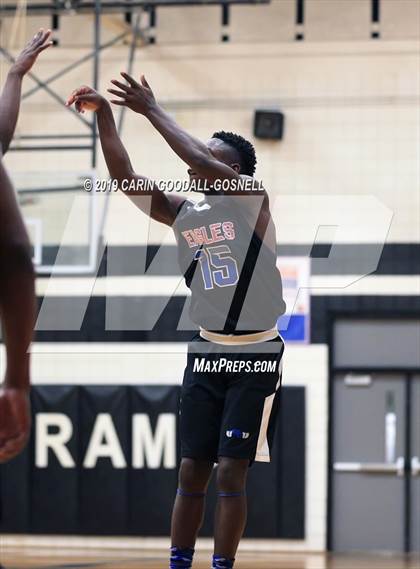 Thumbnail 1 in West Craven vs. New Bern (Craven County Holiday Hoops Tournament) photogallery.