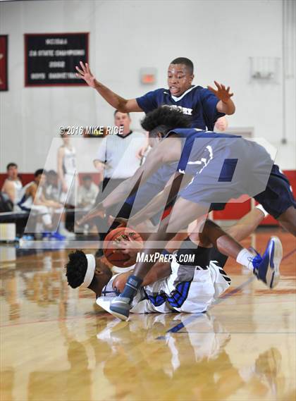 Thumbnail 1 in Hickory Grove Christian vs Calvary Day (WNC Holiday Classic) photogallery.