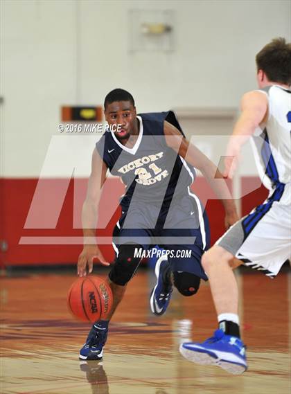 Thumbnail 3 in Hickory Grove Christian vs Calvary Day (WNC Holiday Classic) photogallery.