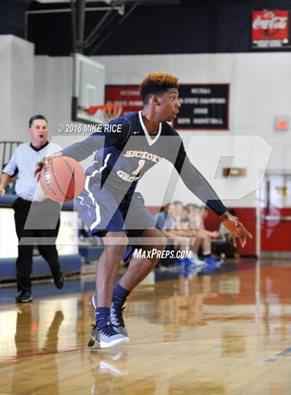 Thumbnail 2 in Hickory Grove Christian vs Calvary Day (WNC Holiday Classic) photogallery.