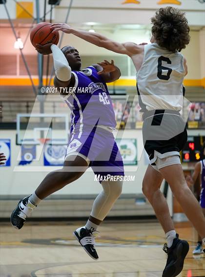 Thumbnail 3 in Muncie Central @ Avon (Scrimmage) photogallery.