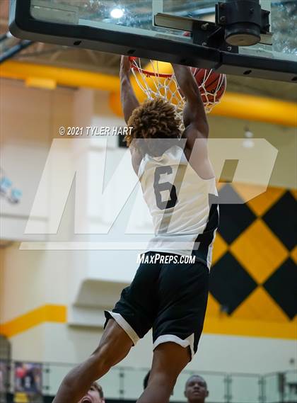 Thumbnail 3 in Muncie Central @ Avon (Scrimmage) photogallery.