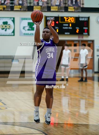 Thumbnail 1 in Muncie Central @ Avon (Scrimmage) photogallery.