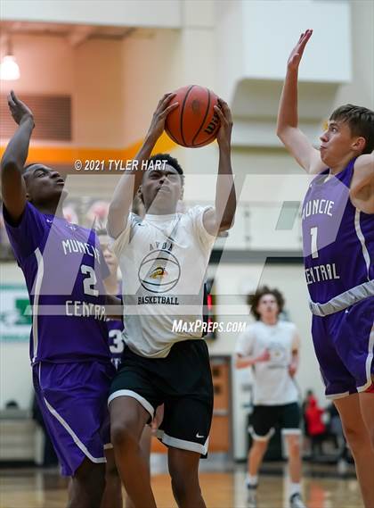 Thumbnail 2 in Muncie Central @ Avon (Scrimmage) photogallery.