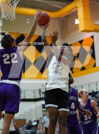 Thumbnail 3 in Muncie Central @ Avon (Scrimmage) photogallery.