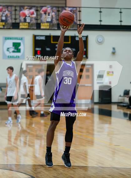 Thumbnail 1 in Muncie Central @ Avon (Scrimmage) photogallery.