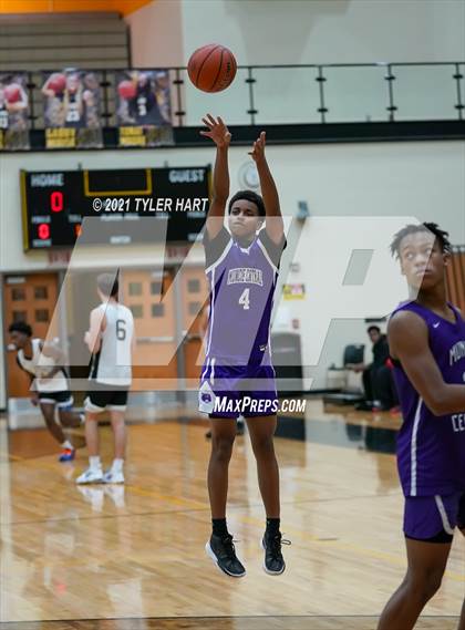 Thumbnail 1 in Muncie Central @ Avon (Scrimmage) photogallery.