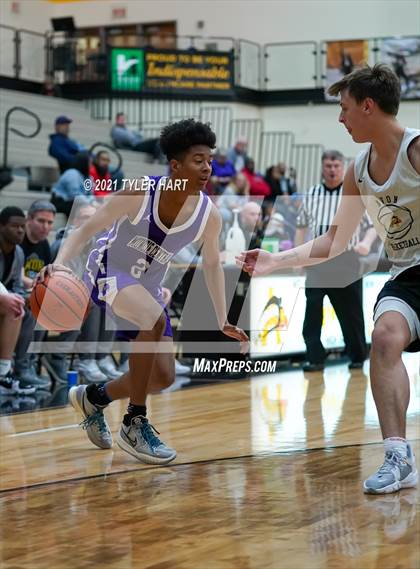 Thumbnail 1 in Muncie Central @ Avon (Scrimmage) photogallery.
