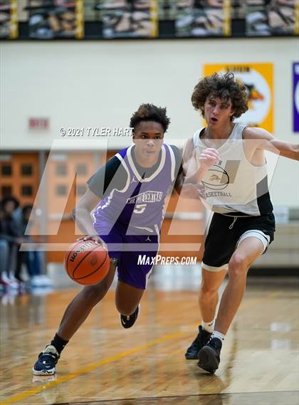 Thumbnail 1 in Muncie Central @ Avon (Scrimmage) photogallery.