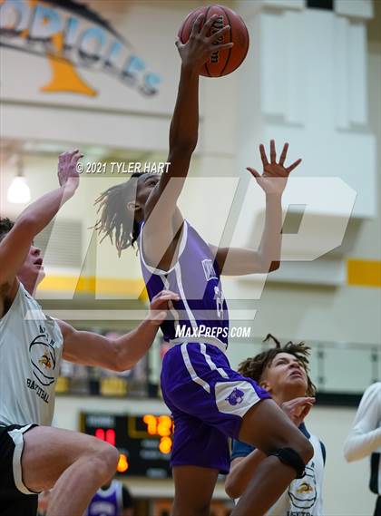 Thumbnail 3 in Muncie Central @ Avon (Scrimmage) photogallery.