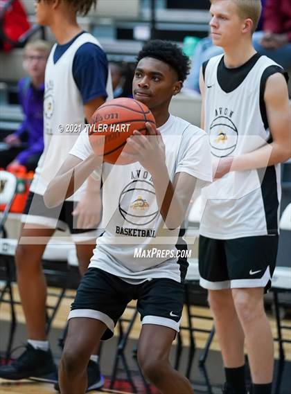 Thumbnail 3 in Muncie Central @ Avon (Scrimmage) photogallery.