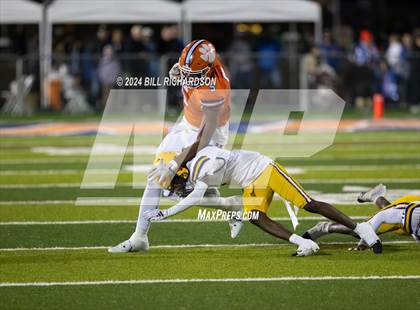 Thumbnail 2 in DeSoto Central @ Madison Central (MHSAA 7A North Round 1 Playoff) photogallery.