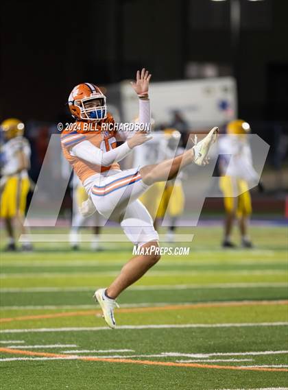 Thumbnail 3 in DeSoto Central @ Madison Central (MHSAA 7A North Round 1 Playoff) photogallery.