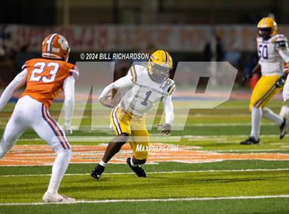 Thumbnail 3 in DeSoto Central @ Madison Central (MHSAA 7A North Round 1 Playoff) photogallery.