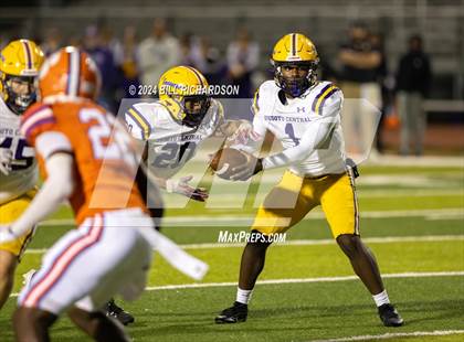 Thumbnail 3 in DeSoto Central @ Madison Central (MHSAA 7A North Round 1 Playoff) photogallery.