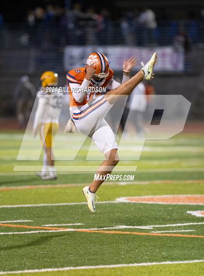 Thumbnail 1 in DeSoto Central @ Madison Central (MHSAA 7A North Round 1 Playoff) photogallery.