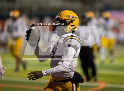 Thumbnail 1 in DeSoto Central @ Madison Central (MHSAA 7A North Round 1 Playoff) photogallery.