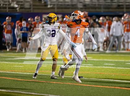 Thumbnail 2 in DeSoto Central @ Madison Central (MHSAA 7A North Round 1 Playoff) photogallery.