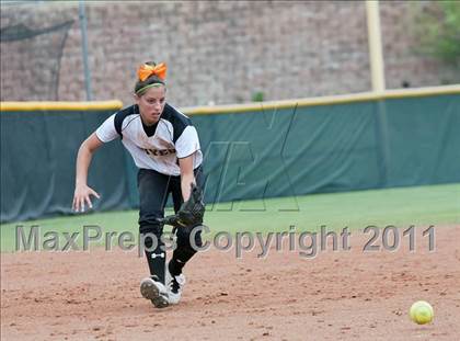 Thumbnail 2 in Hebron vs Guyer (5A Region1 Bidistrict) photogallery.