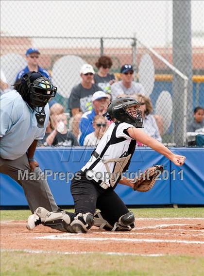 Thumbnail 3 in Hebron vs Guyer (5A Region1 Bidistrict) photogallery.