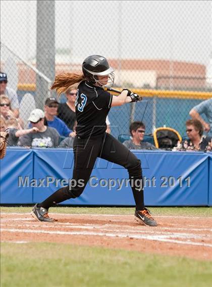 Thumbnail 2 in Hebron vs Guyer (5A Region1 Bidistrict) photogallery.
