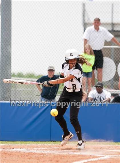 Thumbnail 2 in Hebron vs Guyer (5A Region1 Bidistrict) photogallery.