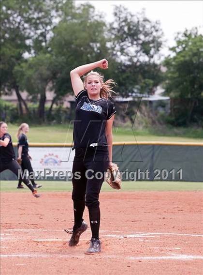 Thumbnail 3 in Hebron vs Guyer (5A Region1 Bidistrict) photogallery.