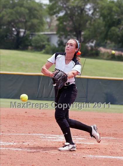 Thumbnail 3 in Hebron vs Guyer (5A Region1 Bidistrict) photogallery.
