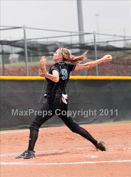 Thumbnail 2 in Hebron vs Guyer (5A Region1 Bidistrict) photogallery.