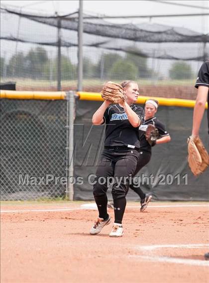 Thumbnail 1 in Hebron vs Guyer (5A Region1 Bidistrict) photogallery.