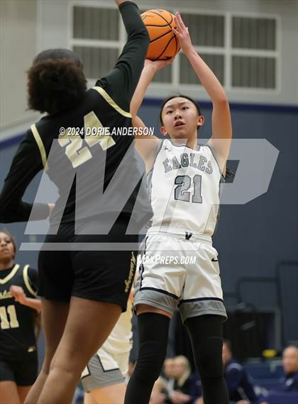 Thumbnail 1 in Monterey Trail @ Vista del Lago photogallery.