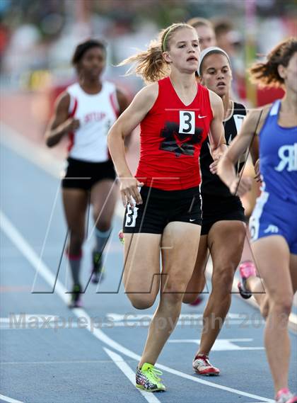 Thumbnail 2 in CIF State Track and Field (Girls 800m Run) photogallery.