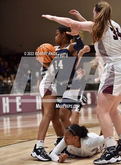 Thumbnail 3 in Desert Vista @ Hamilton (AIA 6A Quarterfinal Playoff) photogallery.
