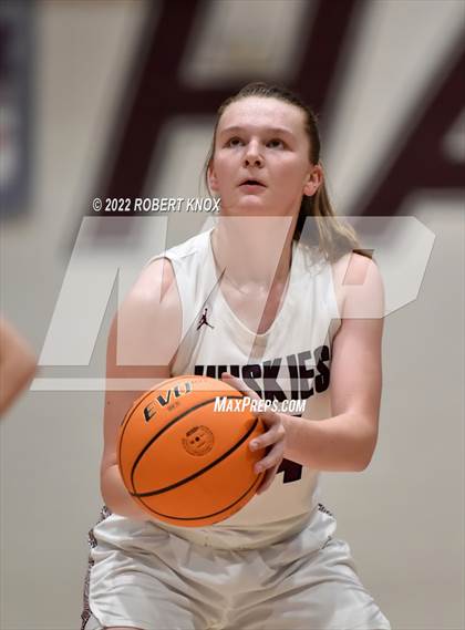 Thumbnail 1 in Desert Vista @ Hamilton (AIA 6A Quarterfinal Playoff) photogallery.
