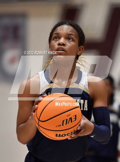 Thumbnail 1 in Desert Vista @ Hamilton (AIA 6A Quarterfinal Playoff) photogallery.