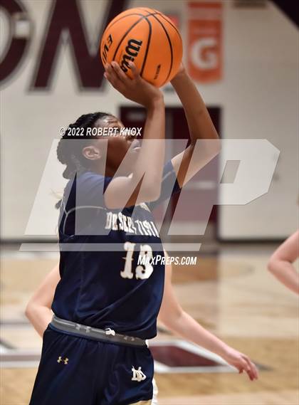 Thumbnail 1 in Desert Vista @ Hamilton (AIA 6A Quarterfinal Playoff) photogallery.